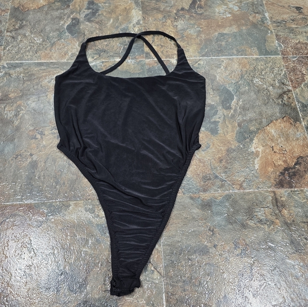 boohoo solid black spaghetti strap thong bodysuit women's size 6